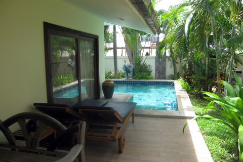 Casa de 2 dormitorios en Jomtien Beach, Pattaya, Tailandia № 23442 - foto 6