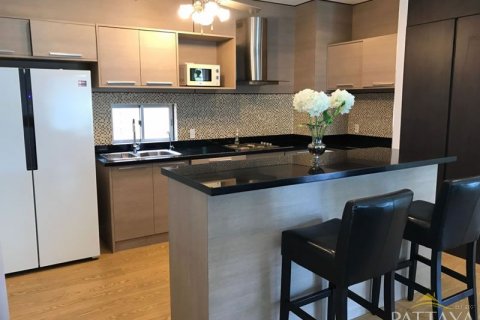 Casa de 5 dormitorios en Pattaya, Tailandia № 21653 - foto 18