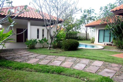 Casa de 3 dormitorios en Pattaya, Tailandia № 24142 - foto 4