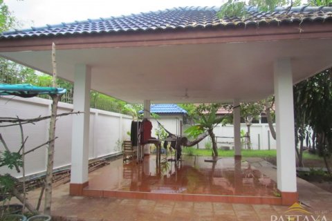 Casa de 4 dormitorios en Pattaya, Tailandia № 21627 - foto 30