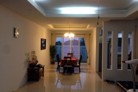 Casa de 3 dormitorios en Pattaya, Tailandia № 19740 - foto 6