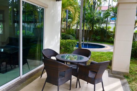Casa de 3 dormitorios en Pattaya, Tailandia № 22204 - foto 15
