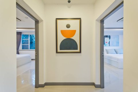 Casa de 5 dormitorios en Pattaya, Tailandia № 21797 - foto 3