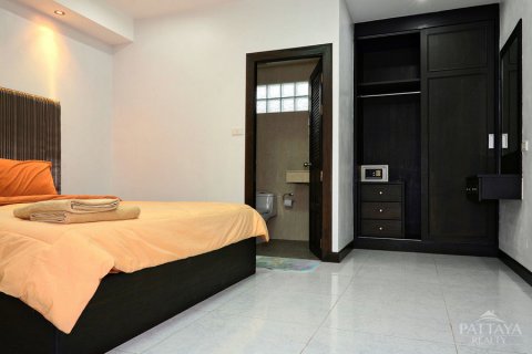 Casa de 7 dormitorios en Jomtien Beach, Pattaya, Tailandia № 20308 - foto 30