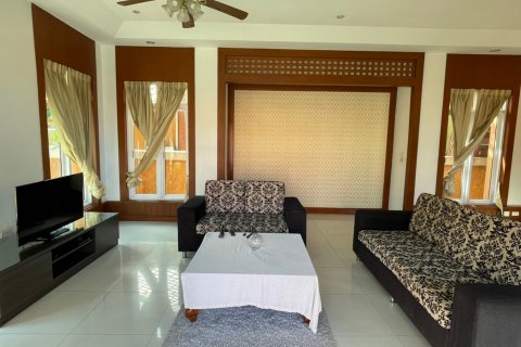 Casa de 5 dormitorios en Pattaya, Tailandia № 22413 - foto 13