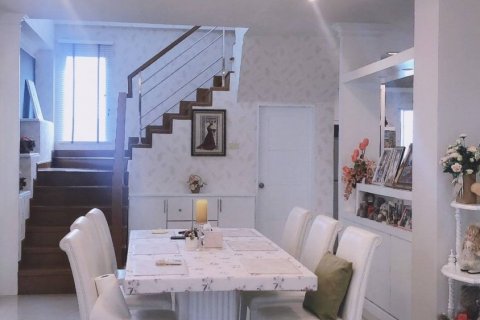 Casa de 4 dormitorios en Pattaya, Tailandia № 22252 - foto 6