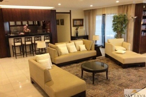Condominio de 4 dormitorios en Pattaya, Tailandia № 20888 - foto 9