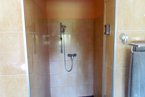 Casa de 4 dormitorios en Pattaya, Tailandia № 20738 - foto 6