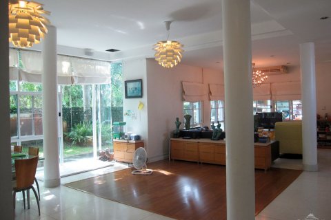 Casa de 3 dormitorios en Pattaya, Tailandia № 23181 - foto 3