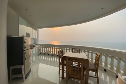 Condominio de 2 dormitorios en Pattaya, Tailandia № 22305 - foto 17