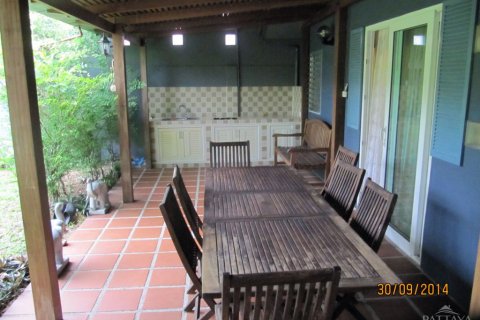 Casa de 3 dormitorios en Pattaya, Tailandia № 19926 - foto 16