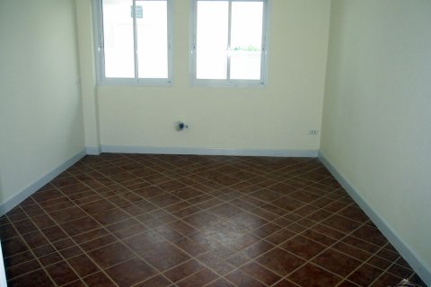 Casa de 3 dormitorios en Pattaya, Tailandia № 22997 - foto 3