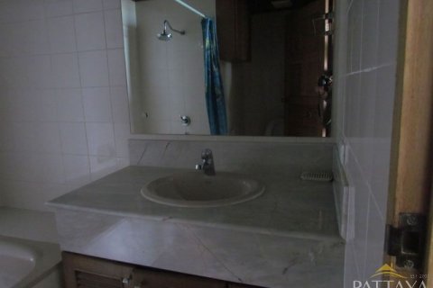 Condominio de 2 dormitorios en Jomtien Beach, Pattaya, Tailandia № 21615 - foto 20