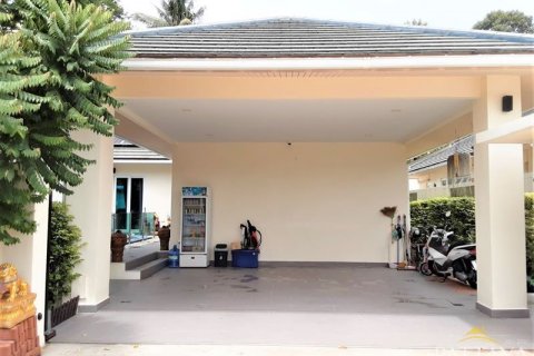 Casa de 3 dormitorios en Pattaya, Tailandia № 21538 - foto 12