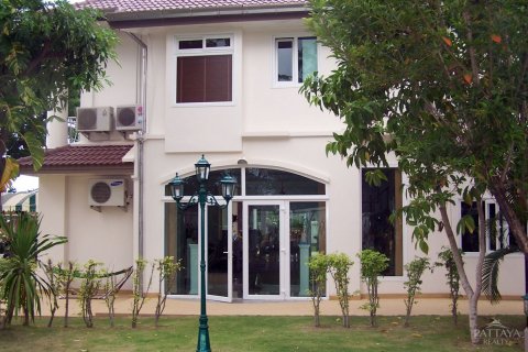 Casa de 5 dormitorios en Pattaya, Tailandia № 22825 - foto 18