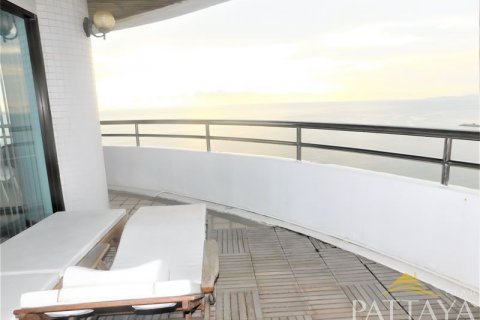 Condominio de 2 dormitorios en Pattaya, Tailandia № 21667 - foto 3