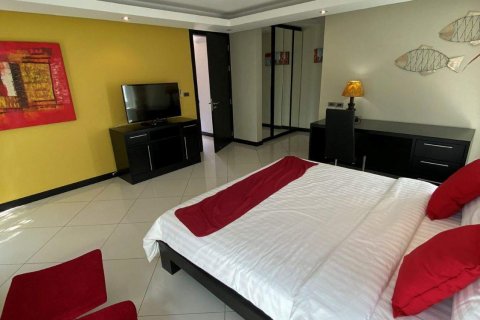 Casa de 5 dormitorios en Jomtien Beach, Pattaya, Tailandia № 22495 - foto 5