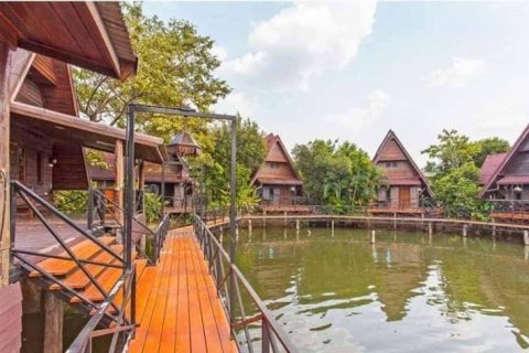 Casa de 30 dormitorios en Pattaya, Tailandia № 22113 - foto 5