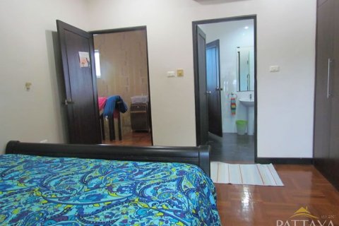 Casa de 4 dormitorios en Pattaya, Tailandia № 21473 - foto 14