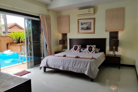 Casa de 20 dormitorios en Pattaya, Tailandia № 22417 - foto 5