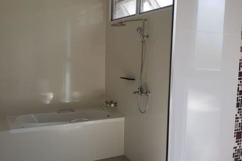 Casa de 3 dormitorios en Pattaya, Tailandia № 21509 - foto 15