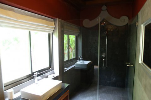 Casa de 5 dormitorios en Pattaya, Tailandia № 23997 - foto 10