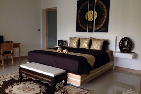 Casa de 3 dormitorios en Pattaya, Tailandia № 24103 - foto 19