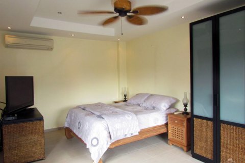 Casa de 5 dormitorios en Pattaya, Tailandia № 20120 - foto 30
