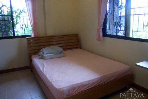 Casa de 3 dormitorios en Pattaya, Tailandia № 22036