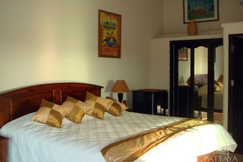 Casa de 6 dormitorios en Pattaya, Tailandia № 20166 - foto 5