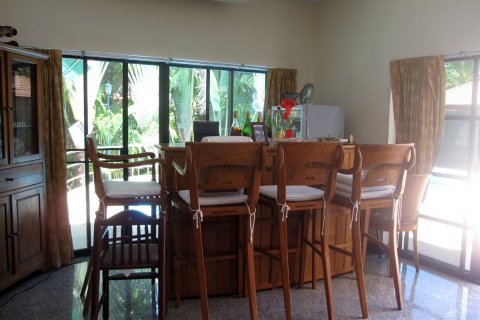 Casa de 3 dormitorios en Pattaya, Tailandia № 22726 - foto 14