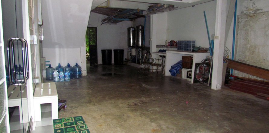 Casa de 3 dormitorios en Pattaya, Tailandia № 23478