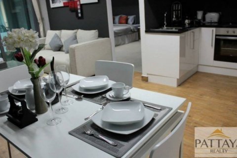 Condominio de 1 dormitorio en Pattaya, Tailandia № 20898 - foto 2