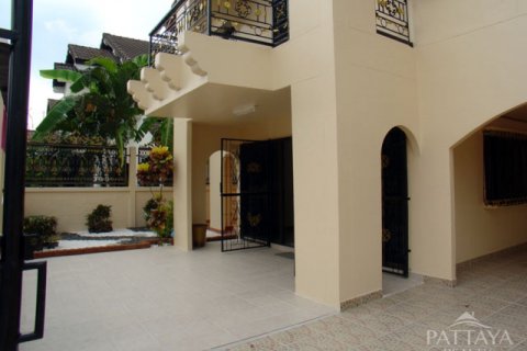 Casa de 3 dormitorios en Pattaya, Tailandia № 23315 - foto 3