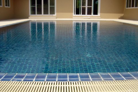 Casa de 4 dormitorios en Pattaya, Tailandia № 23283 - foto 11