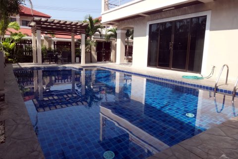 Casa de 3 dormitorios en Pattaya, Tailandia № 23324 - foto 6