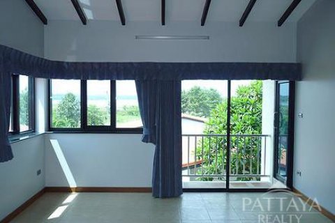 Casa de 5 dormitorios en Pattaya, Tailandia № 19861 - foto 5