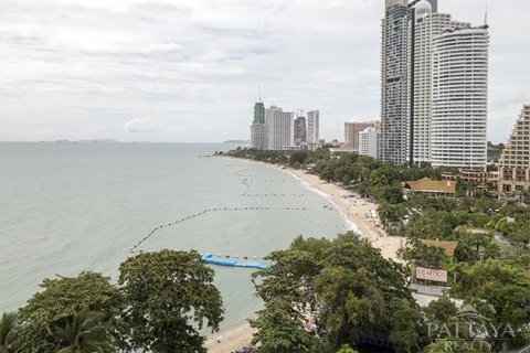 Condominio de 3 dormitorios en Pattaya, Tailandia № 23653 - foto 2