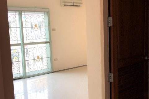 Casa de 2 dormitorios en Pattaya, Tailandia № 22395 - foto 6