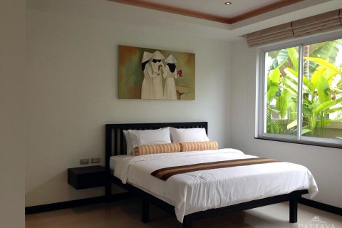 Casa de 3 dormitorios en Pattaya, Tailandia № 24102 - foto 2