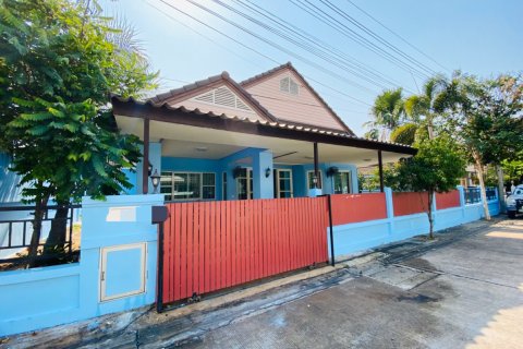 Casa de 3 dormitorios en Pattaya, Tailandia № 22363 - foto 19