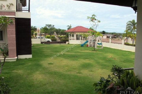 Casa de 3 dormitorios en Pattaya, Tailandia № 23547 - foto 11