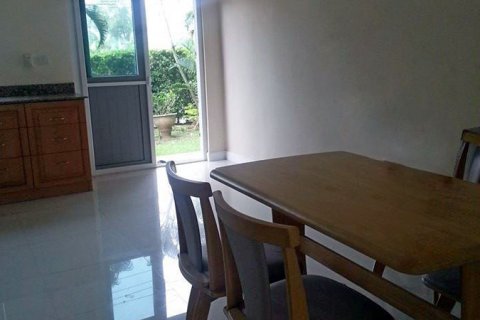 Casa de 8 dormitorios en Pattaya, Tailandia № 24024 - foto 29
