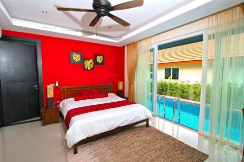 Casa de 4 dormitorios en Pattaya, Tailandia № 23506 - foto 10