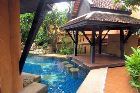 Casa de 4 dormitorios en Jomtien Beach, Pattaya, Tailandia № 20711 - foto 6