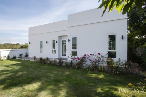 Casa de 2 dormitorios en Pattaya, Tailandia № 21647 - foto 2
