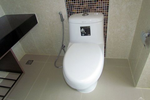 Condominio de 2 dormitorios en Pattaya, Tailandia № 23899 - foto 12