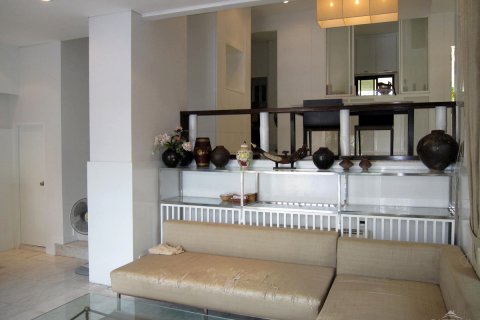 Casa de 3 dormitorios en Pattaya, Tailandia № 22642 - foto 23