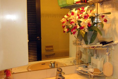 Condominio de 3 dormitorios en Jomtien Beach, Pattaya, Tailandia № 23088 - foto 17