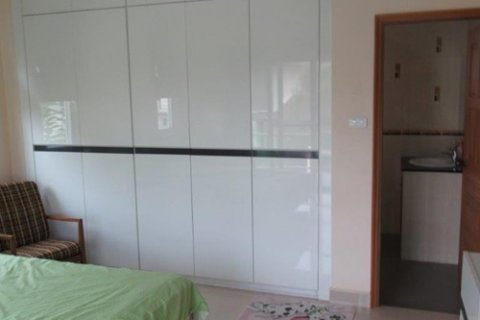 Casa de 4 dormitorios en Pattaya, Tailandia № 21614 - foto 13